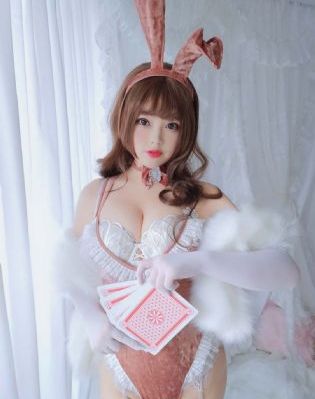 色情欧美细高跟鞋_视频全集
